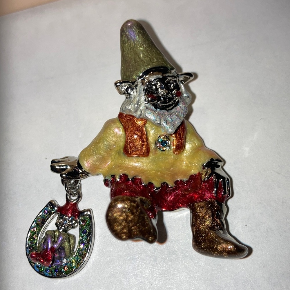 NWOT KIRK’S FOLLY GNOME RARE ST w/matching horseshoe earrings set $79 - Picture 4 of 10
